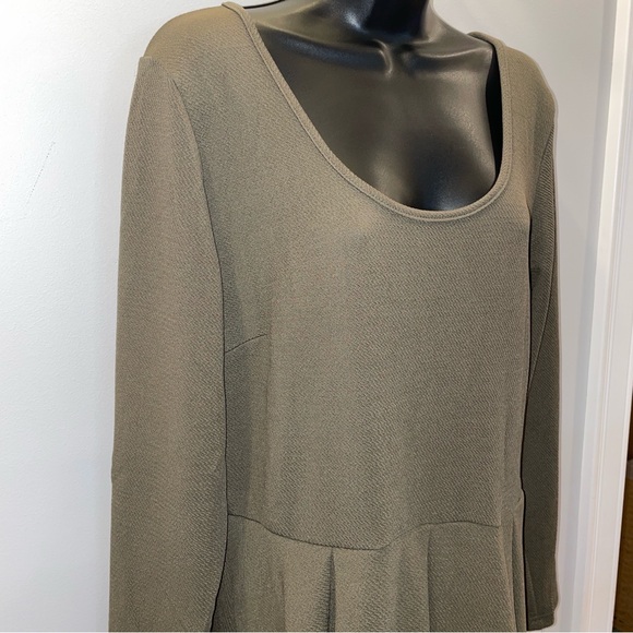 NWT olive green dress by White Mark - Picture 4 of 6
